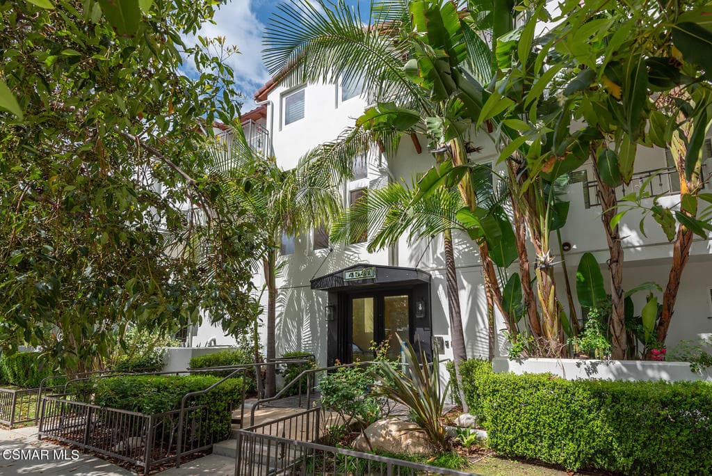4541 Colfax Avenue 101