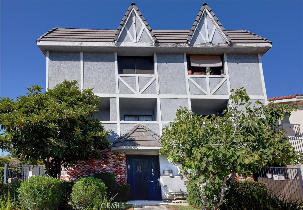 417 W Harvard