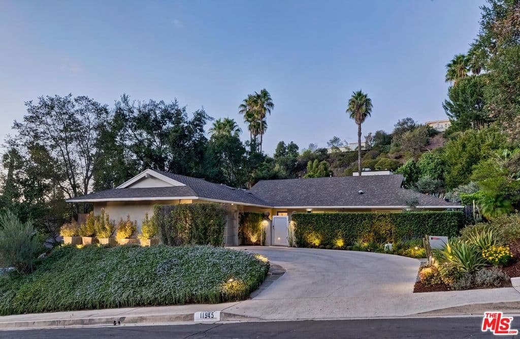11545 Dona Cecilia Drive