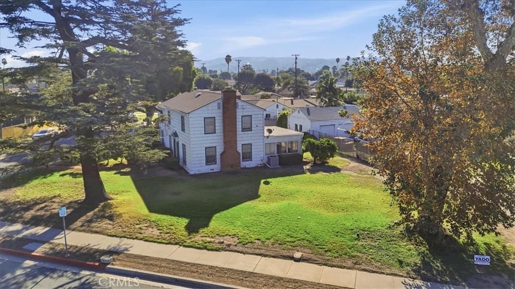 604 E Barbara