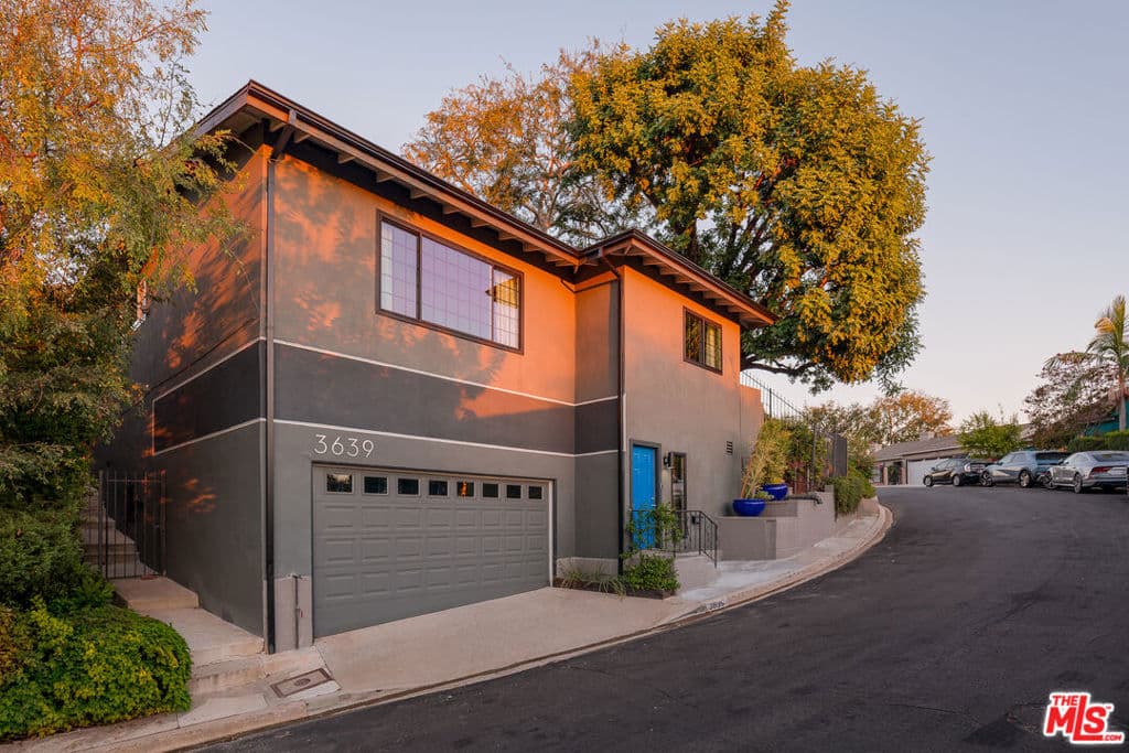 3639 Roderick Road