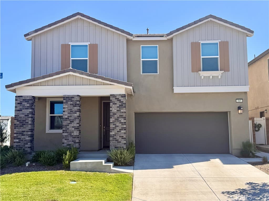 585 Bacon Ridge