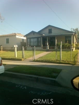 1328 Magnolia