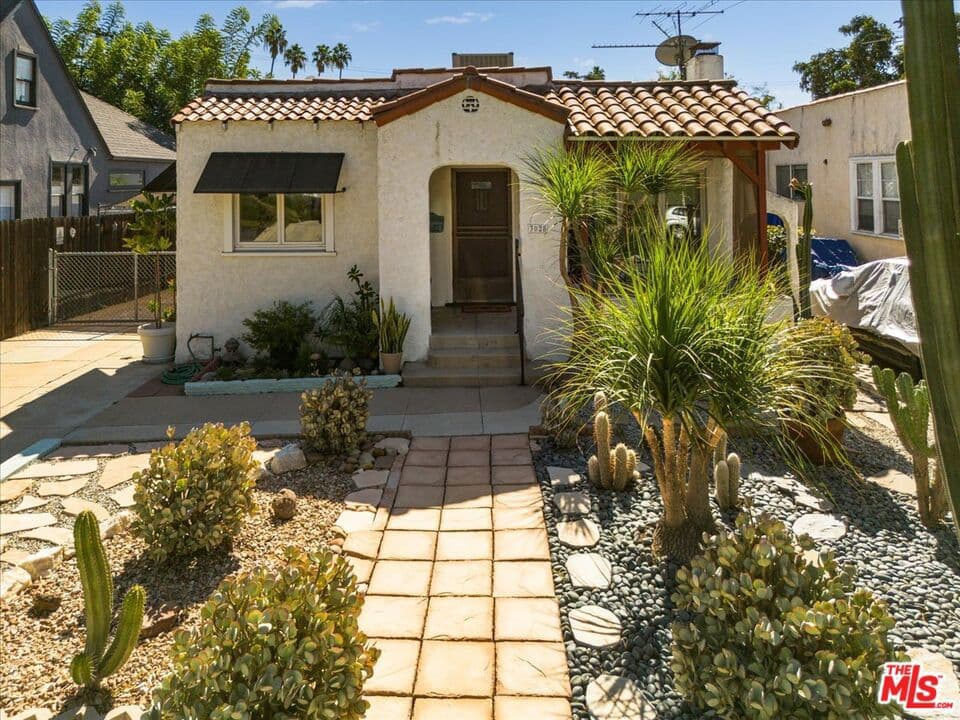 3028 Ingledale Terrace