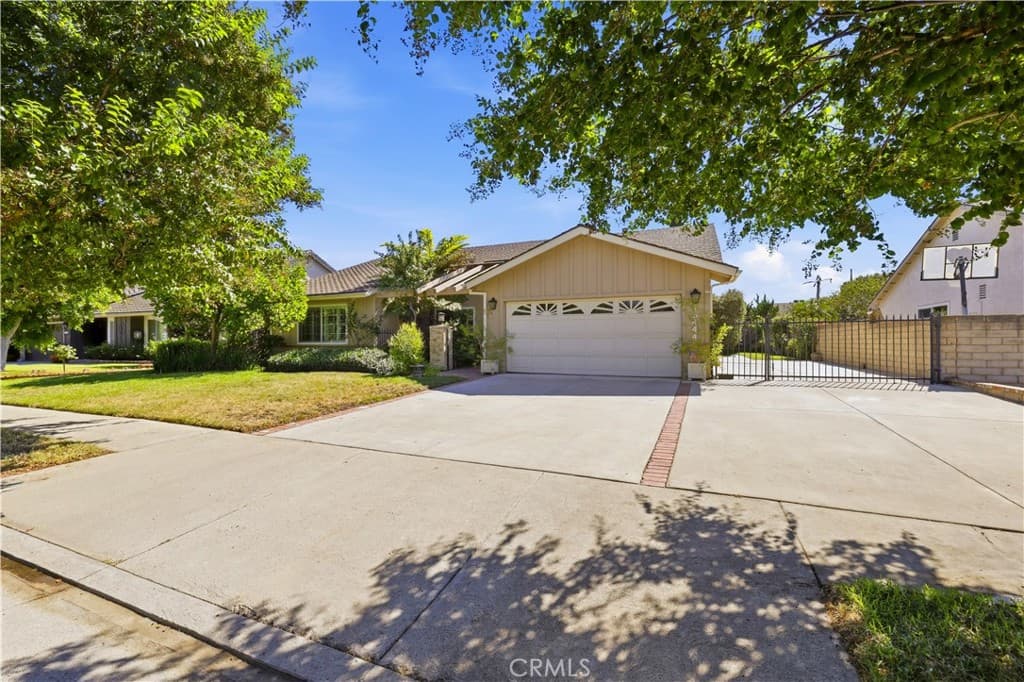 15444 Marilla Street