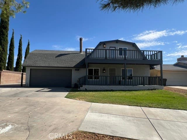 4718 Quartz Hill