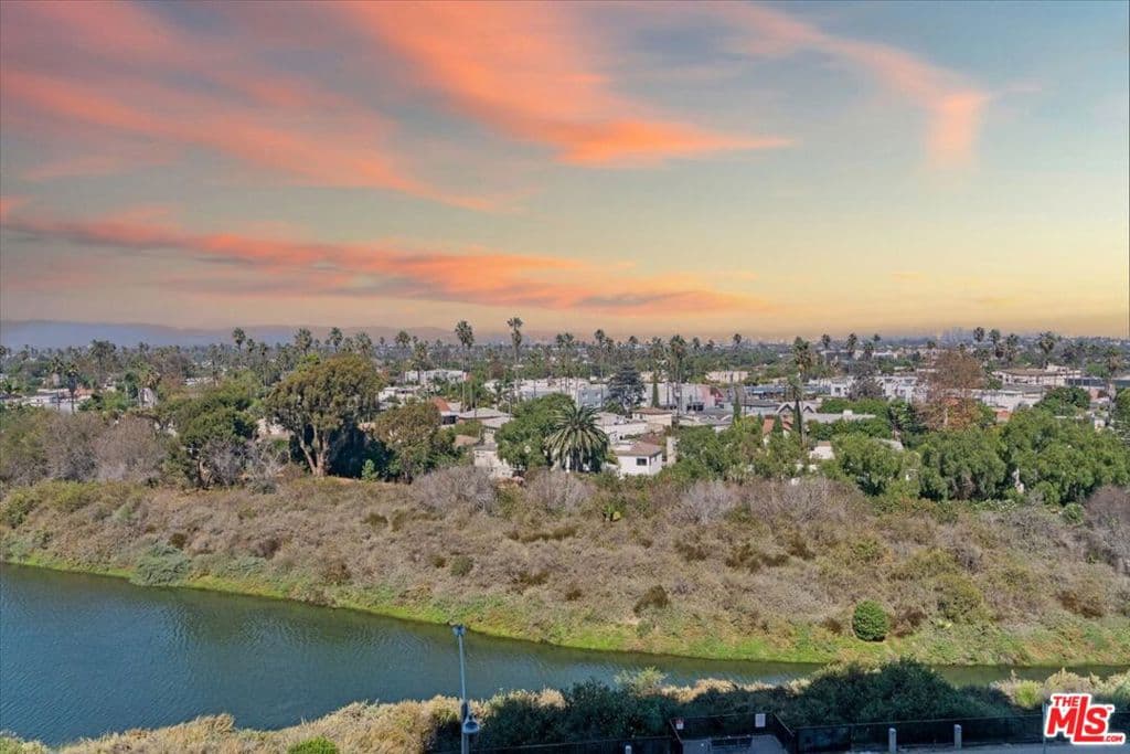 4316 Marina City Drive 227