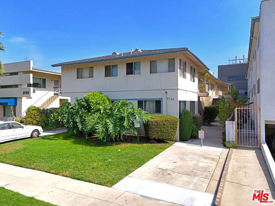 3726 Mentone Avenue
