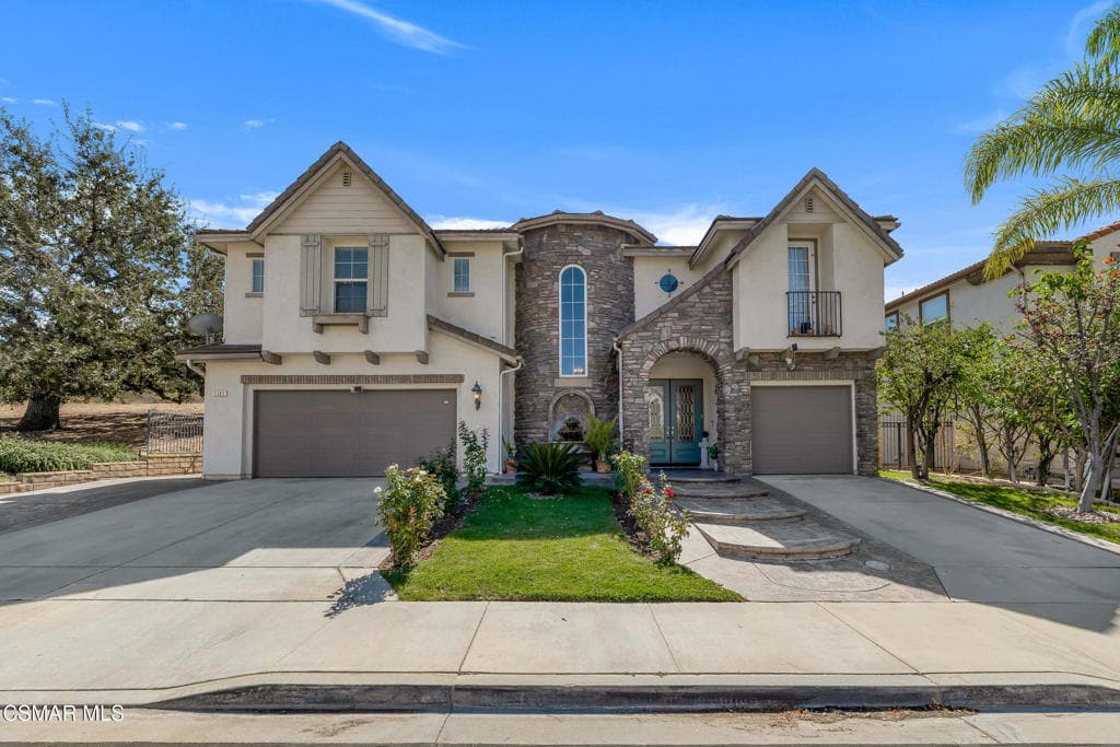 5588 California Oak Street