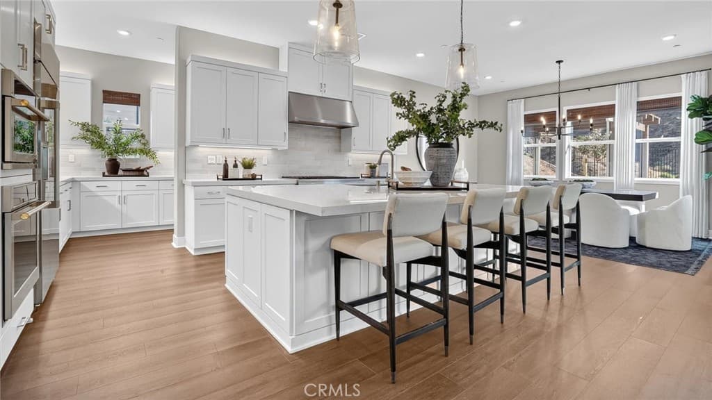 25184 Captain Way