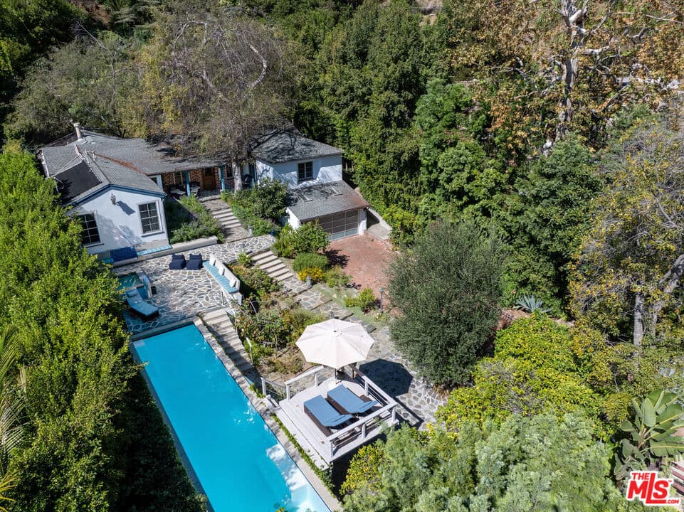1853 Nichols Canyon Road