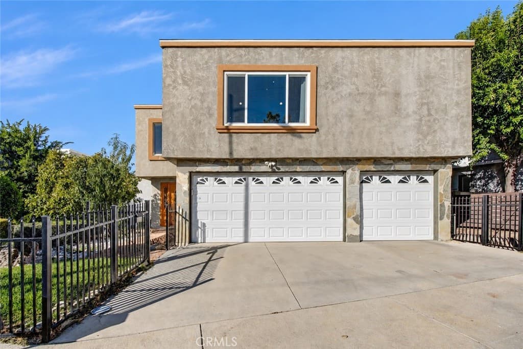 22763 Macfarlane