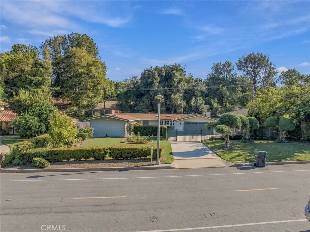 66 N Golden West Avenue