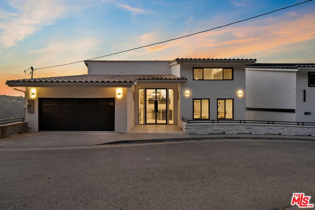 8045 Bulwer Drive