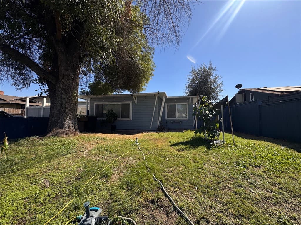 3029 Crestline