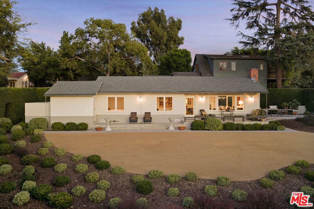 838 Elyria Drive