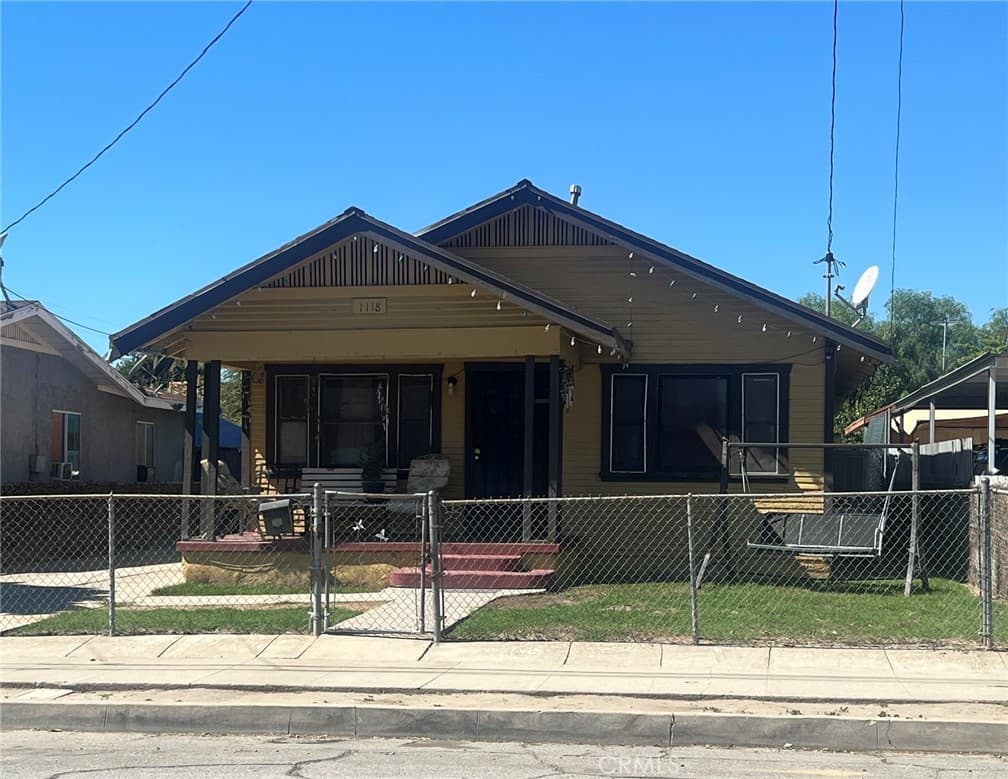 1118 Western