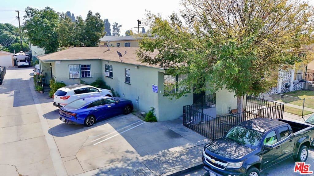 7102 Hood Avenue