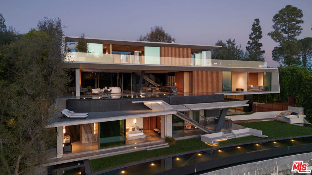 1331 Linda Flora Drive