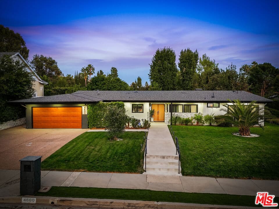 4600 El Caballero Drive