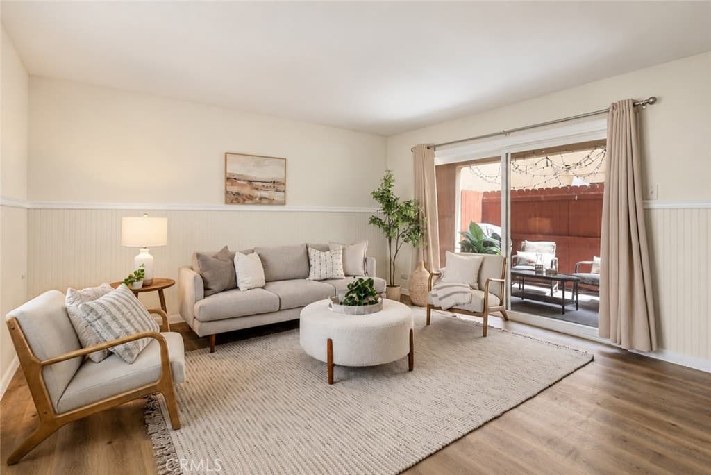 2516 Virginia E