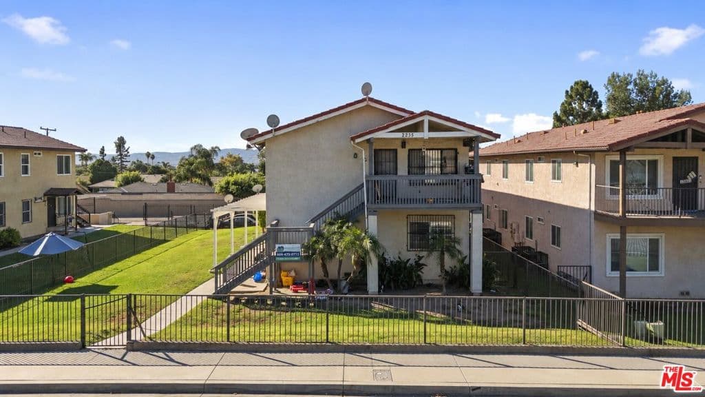 2235 Sunrise Lane