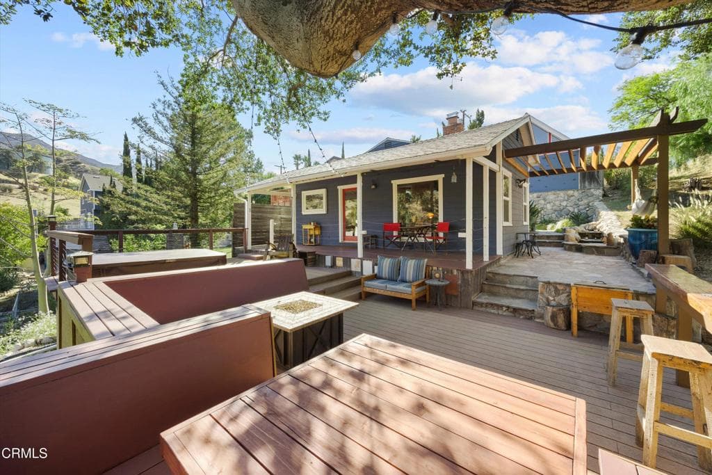 7669 Airlie Drive
