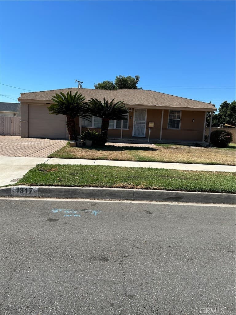 1317 Strozier