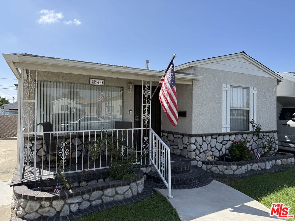 4840 W 137th Street