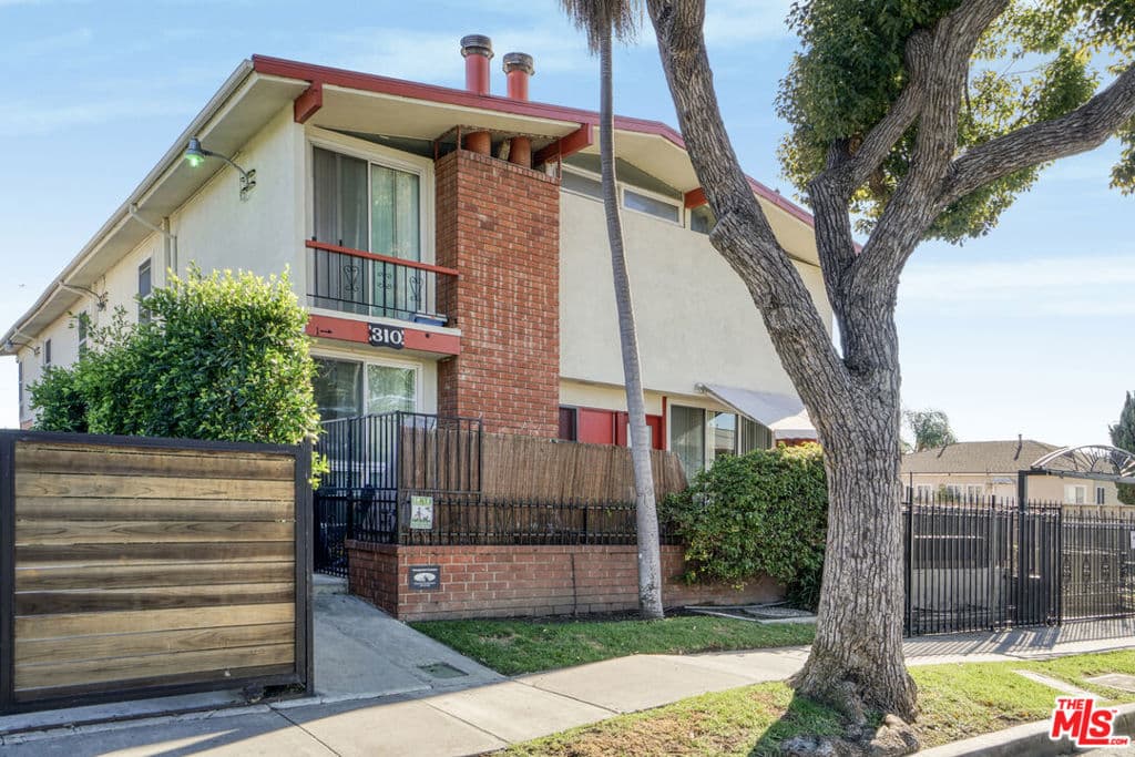 310 S Eucalyptus Avenue