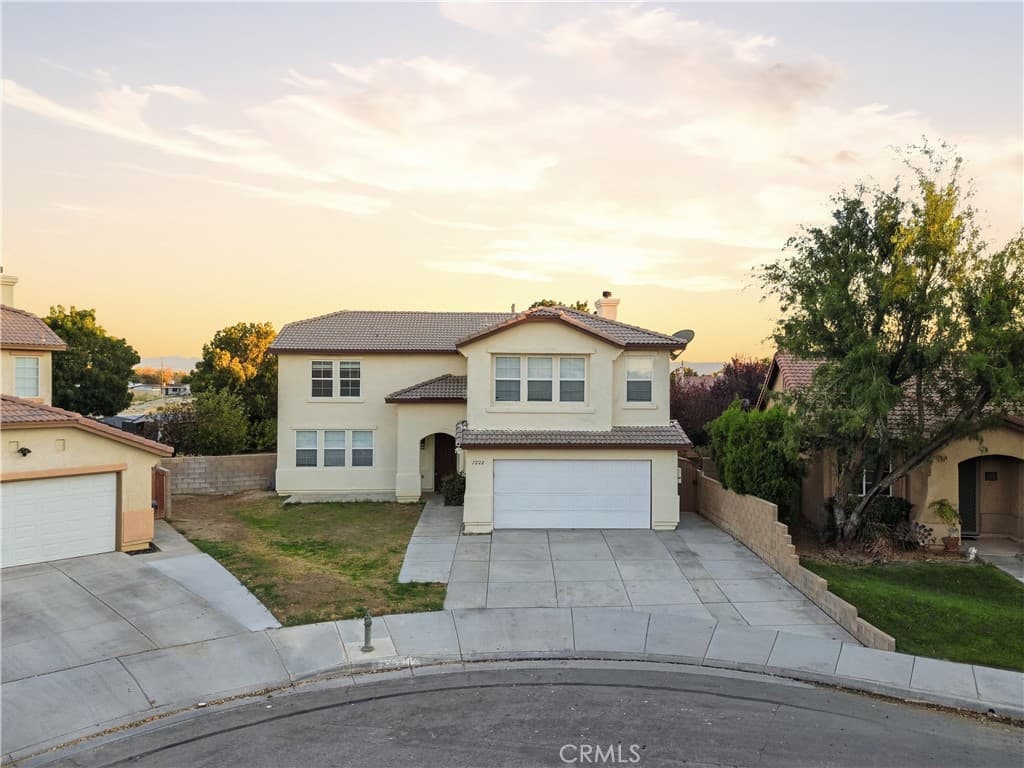 1222 Valiant Street
