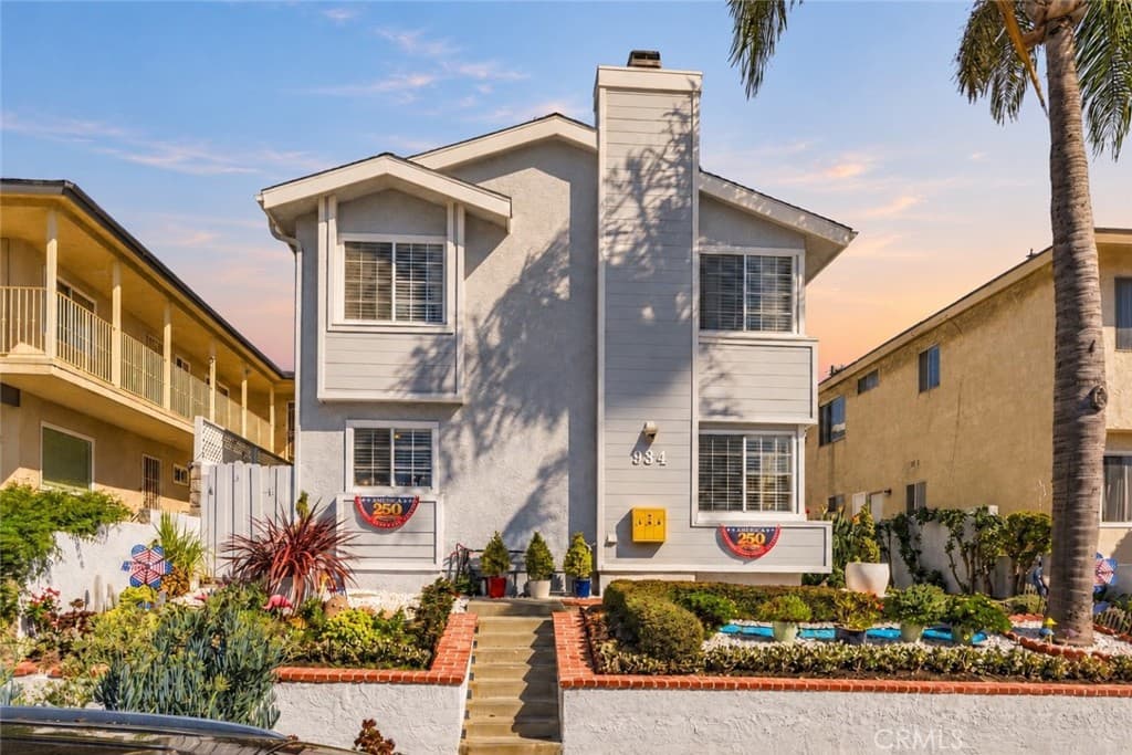 934 W 26th 1