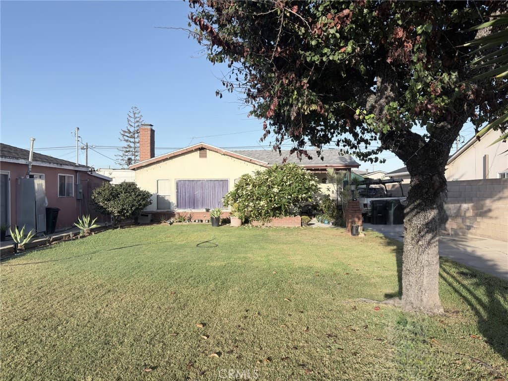 18415 S Normandie