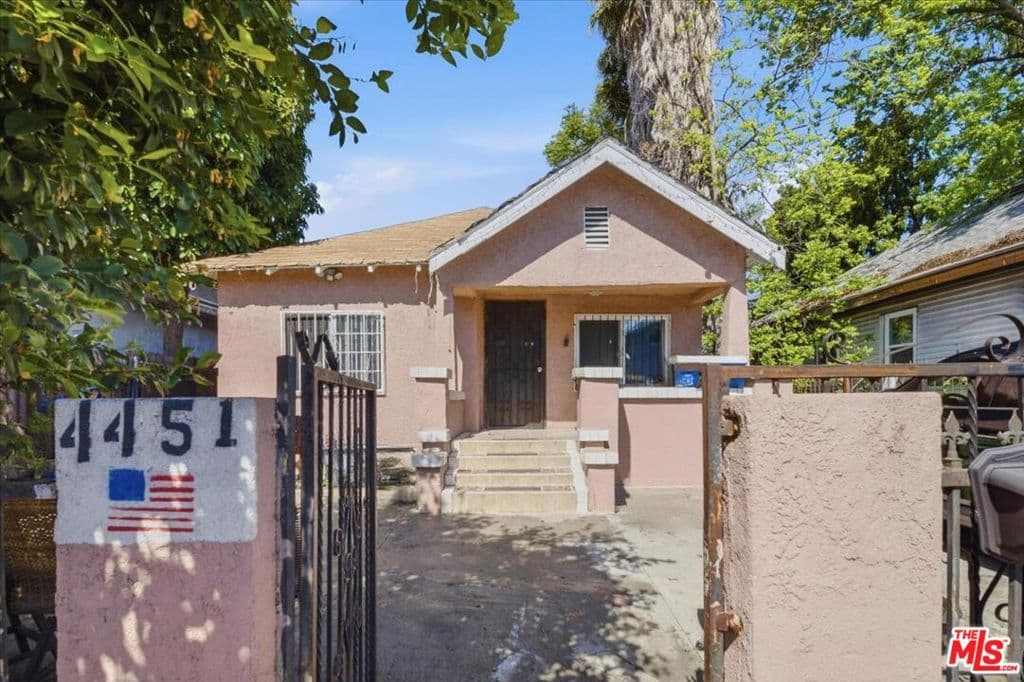 4451 Crocker Street