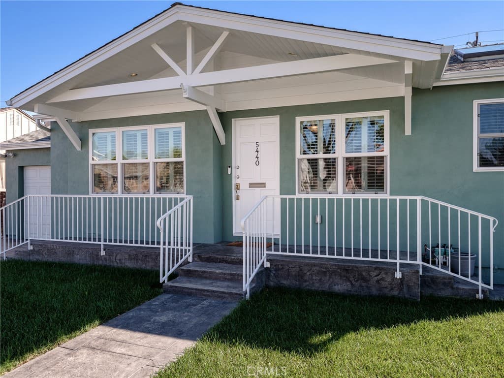 5440 W 124th