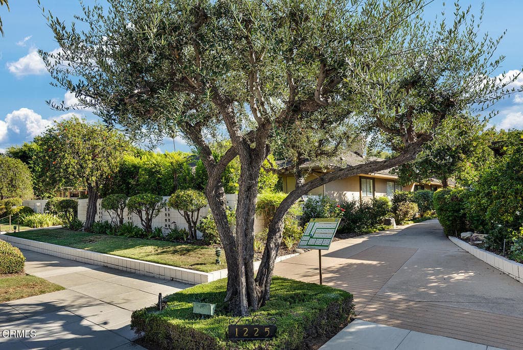 1225 N Granada Avenue 40