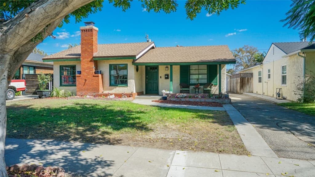 330 S Griffith Park Drive