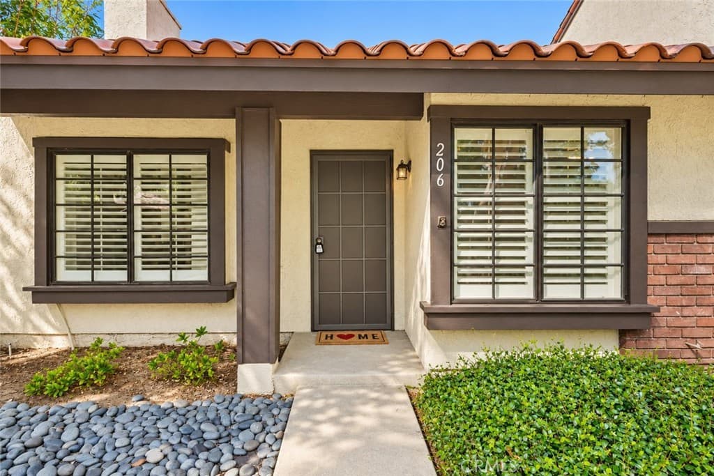 206 San Luis Rey