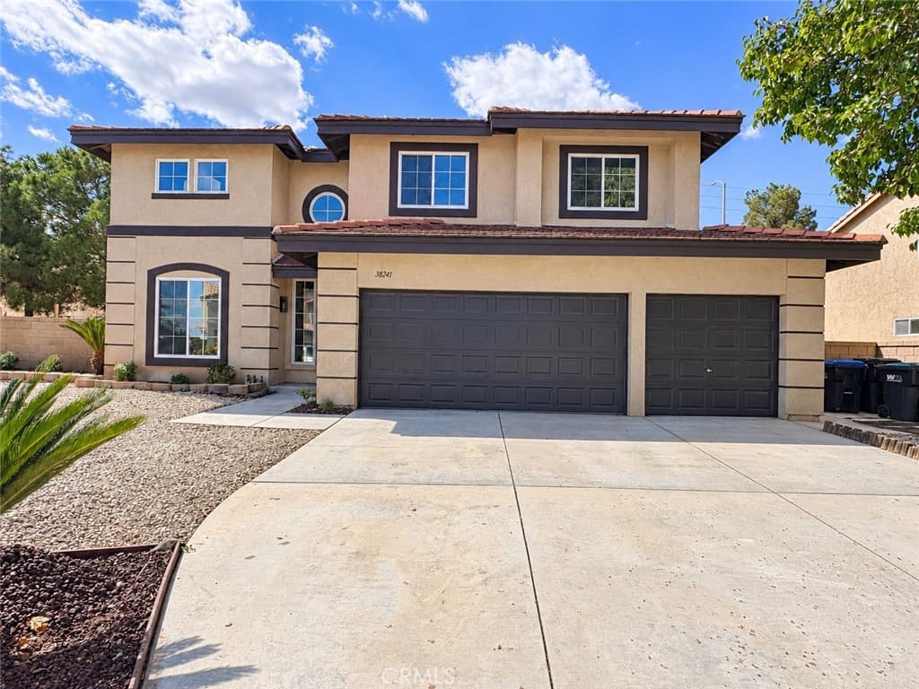 38241 Hillcrest Drive