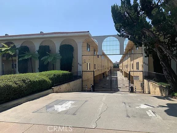 620 W Huntington 213