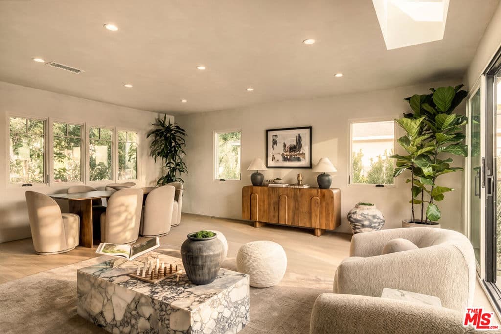 1204 Marine Street