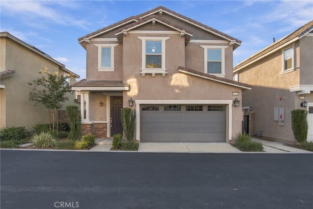 16715 Wyndham