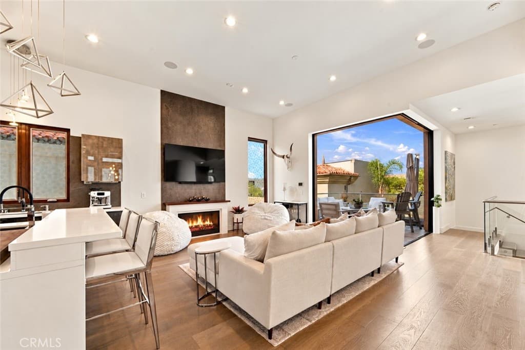 721 1st Place