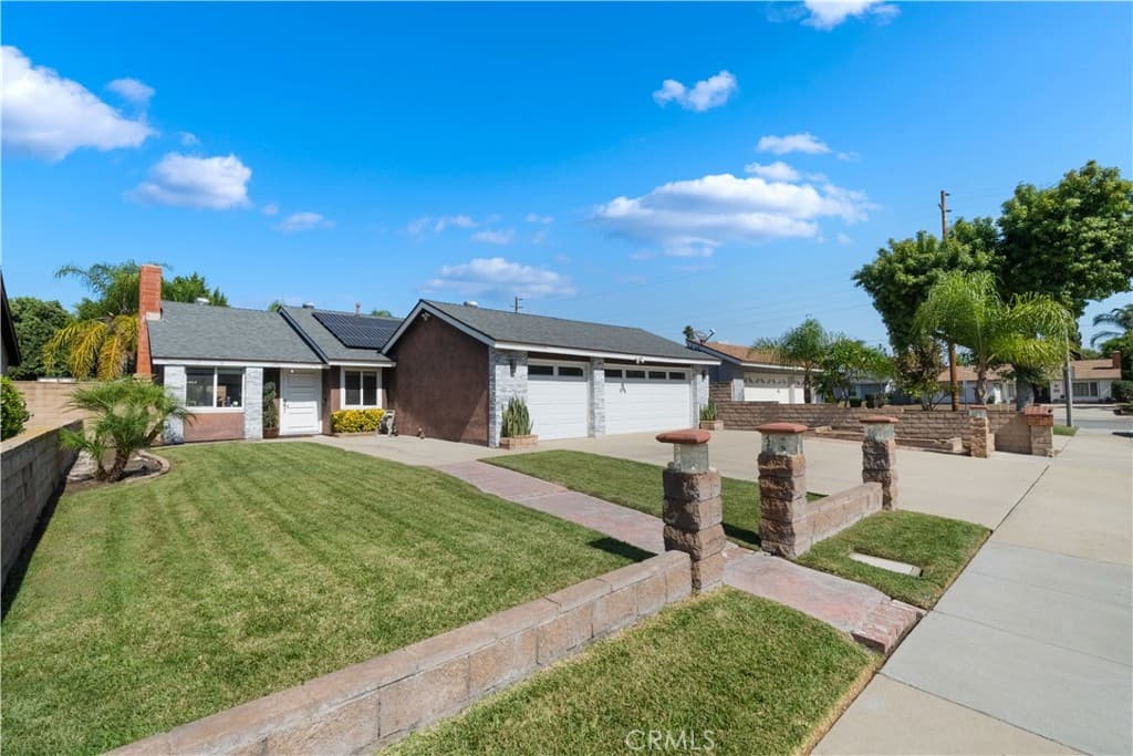 1010 Maple Court