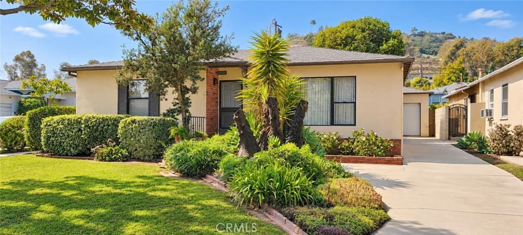 2637 Stranahan