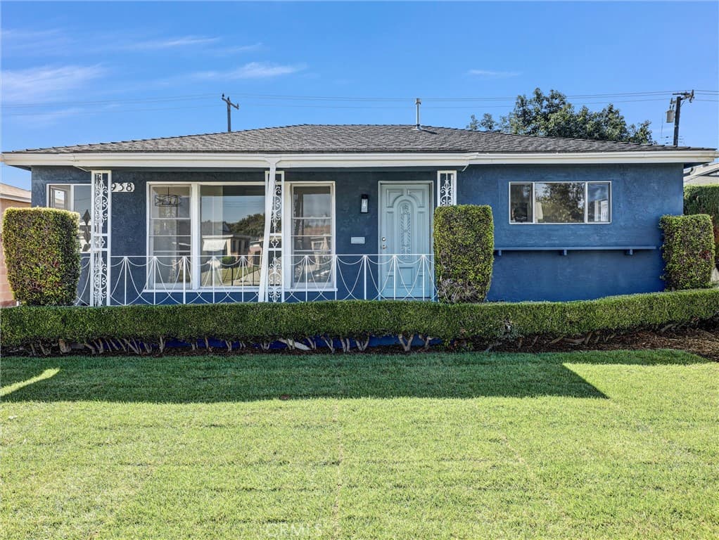 938 W 138th Street