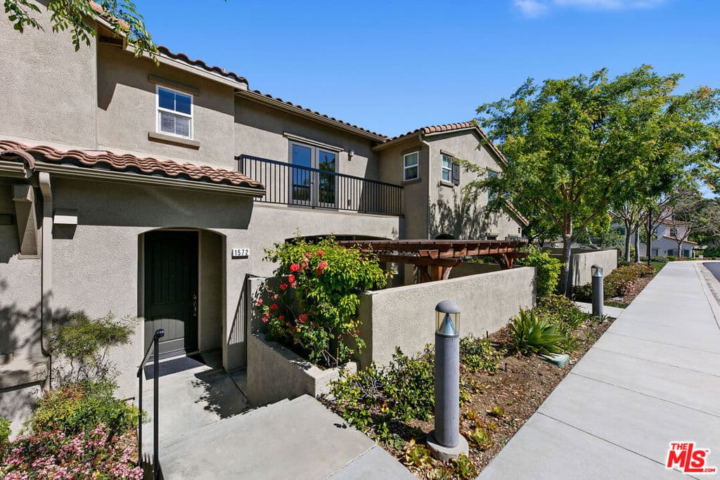 1572 Silver Shadow Drive