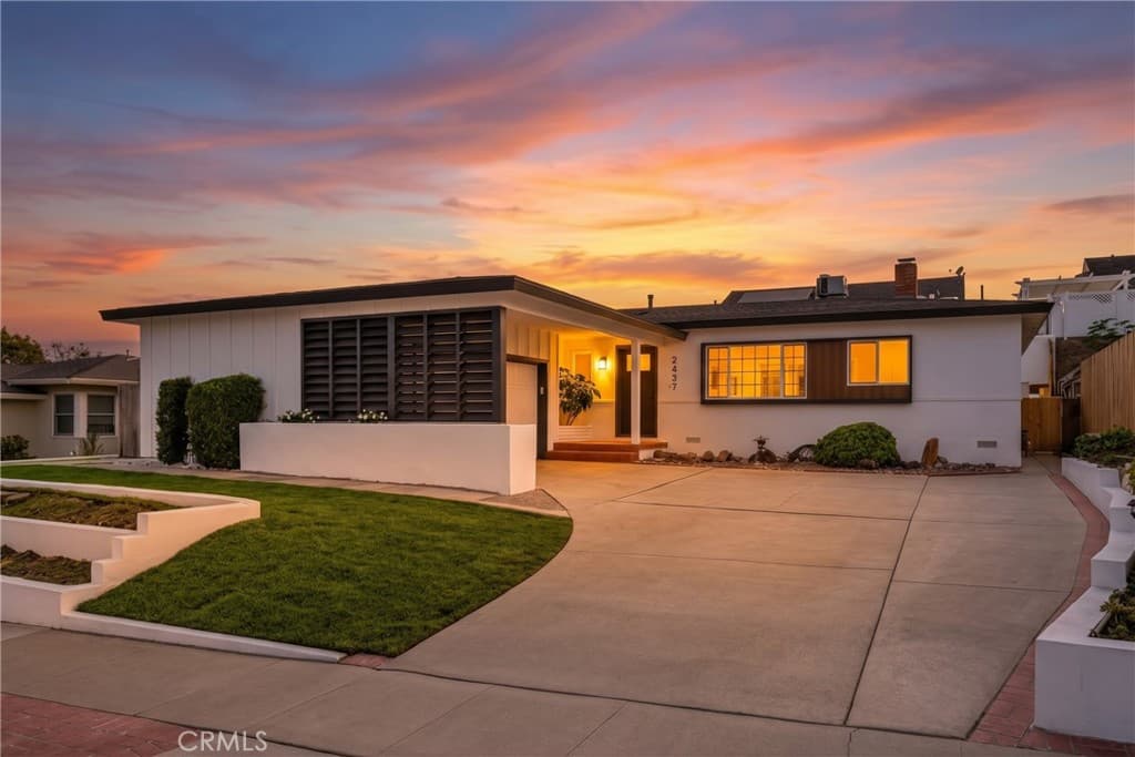 2437 Westmont dr