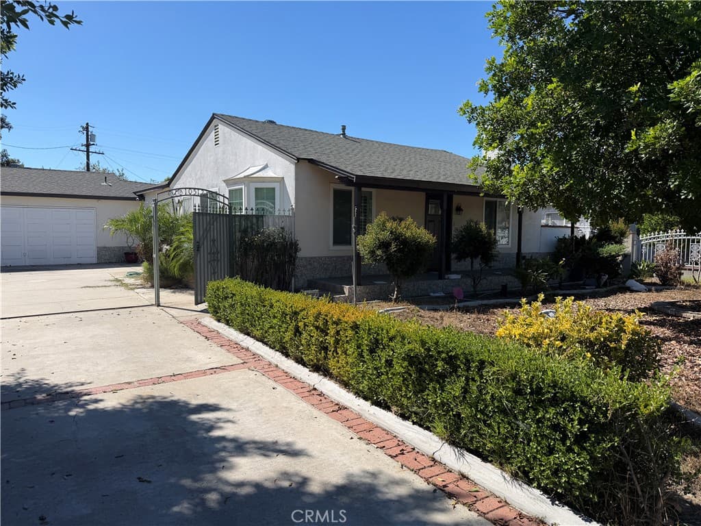 10512 Mildred