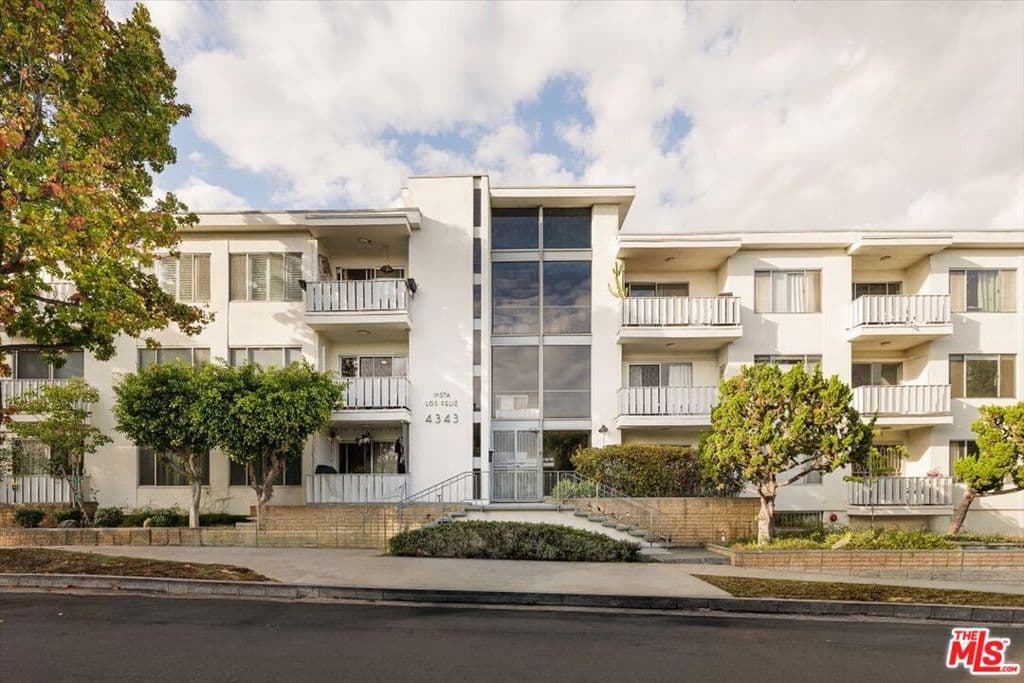 4343 Finley Avenue 2